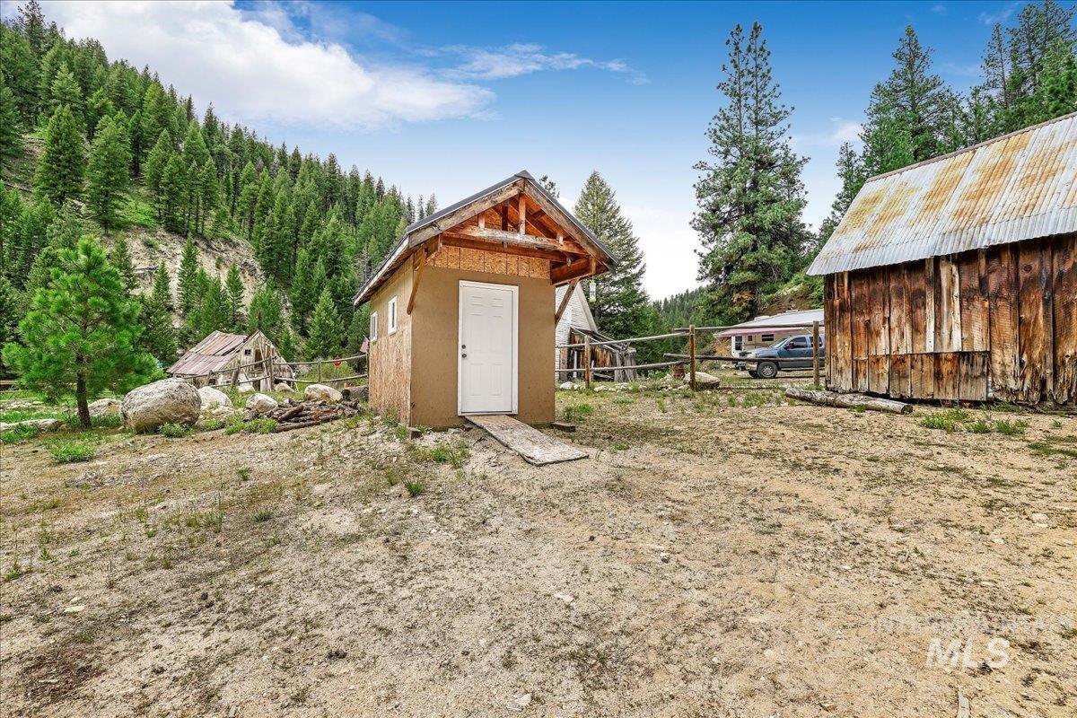 7040 N Rocky Bar Road, Mountain Home, Idaho image 32