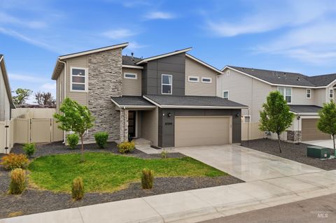 Photo of 10199 W Gladiola St, Star, ID 83669 (MLS # 98983179)
