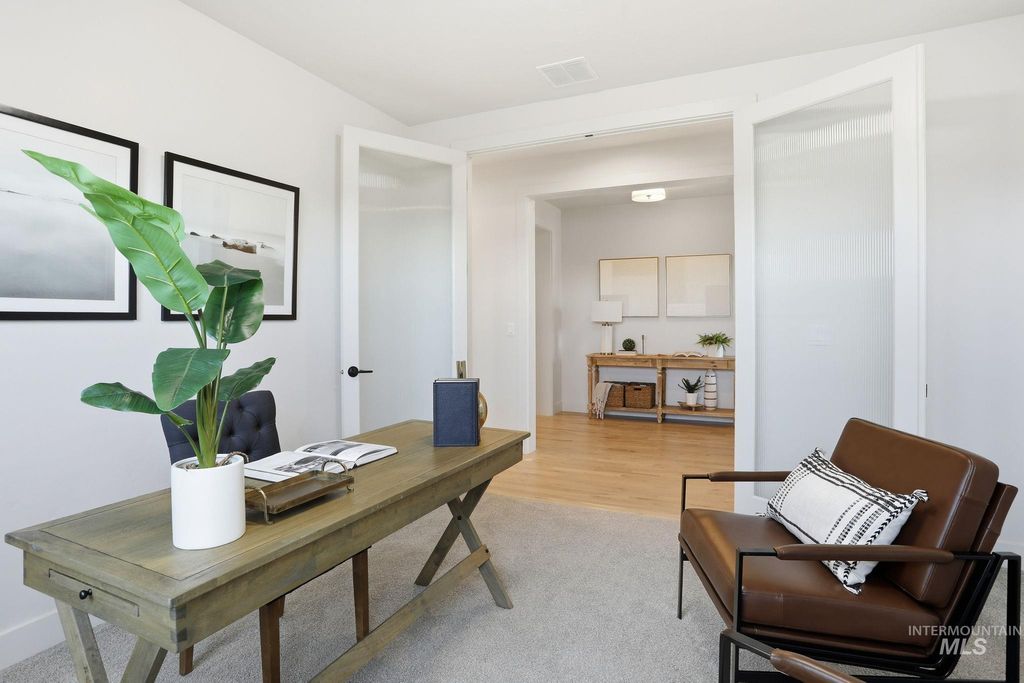 Photo of 6612 S Zenith Avenue, Meridian, ID 83642 (MLS # 98974707)