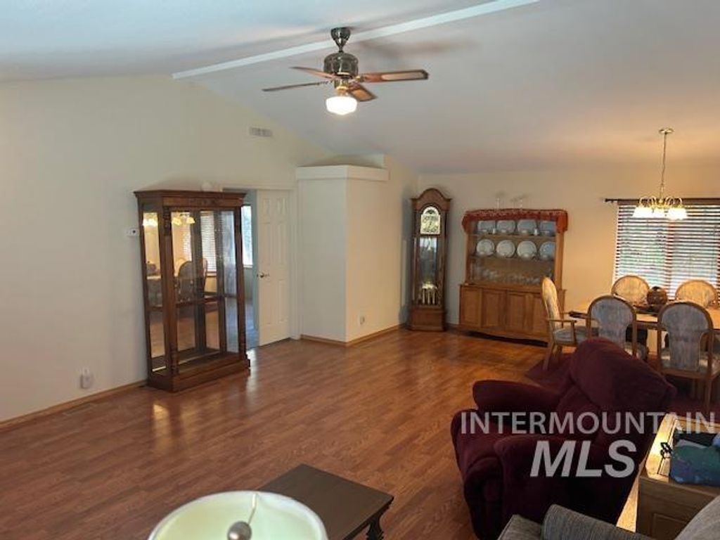 Photo of 404 East North 3rd St, Grangeville, ID 83530 (MLS # 98985954)
