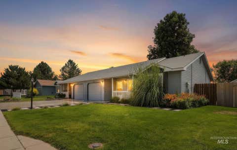 Photo of 715 E. Maryland Ave, Nampa, ID 83686 (MLS # 98998187)