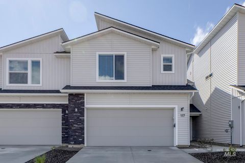 Photo of 117 Caribou St, Horseshoe Bend, ID 83629 (MLS # 98962443)