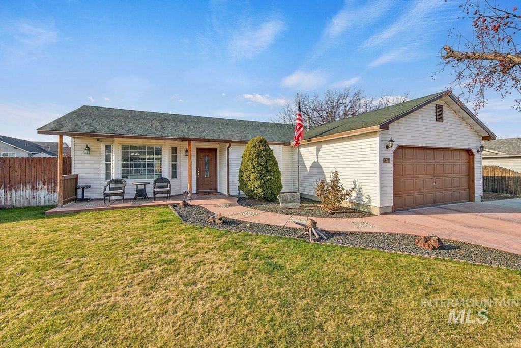 Photo of 335 San Mateo, Kuna, ID 83634 (MLS # 98971890)