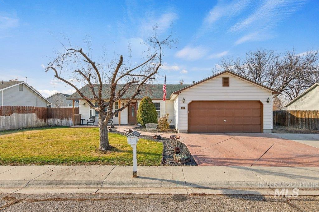 Photo of 335 San Mateo, Kuna, ID 83634 (MLS # 98971890)