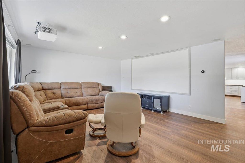 Photo of 712 Harmon Way, Middleton, ID 83644 (MLS # 98968643)