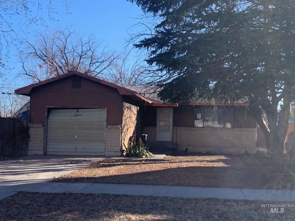 Photo of 1435 Normal Ave, Burley, ID 83318 (MLS # 98972767)