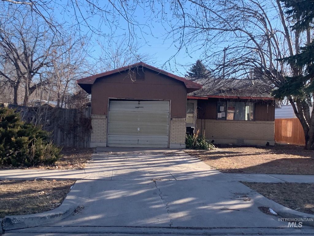 Photo of 1435 Normal Ave, Burley, ID 83318 (MLS # 98972767)