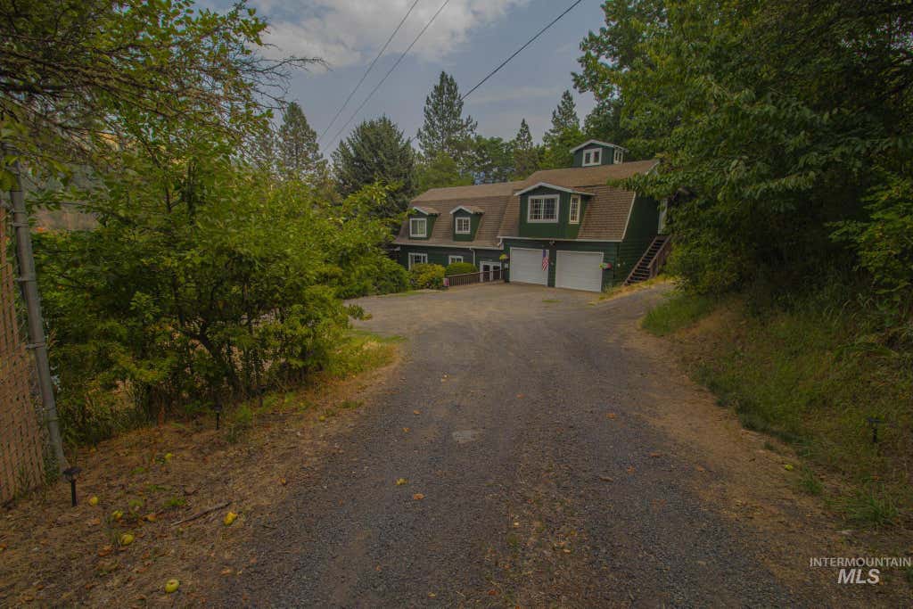 Photo of 205 S Pine St, Peck, ID 83545 (MLS # 98994882)