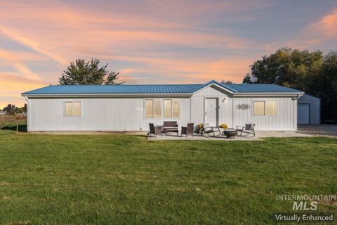 Photo of 2164 E. 1st St, Fruitland, ID 83619 (MLS # 98965739)