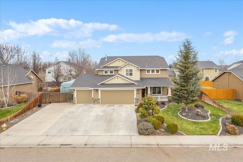 Photo of 17282 N Ronan Avenue, Nampa, ID 83687 (MLS # 98973414)