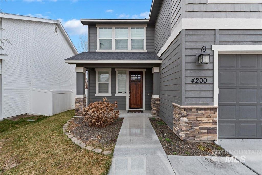 Photo of 4200 S Raintree Dr, Nampa, ID 83686 (MLS # 98975190)