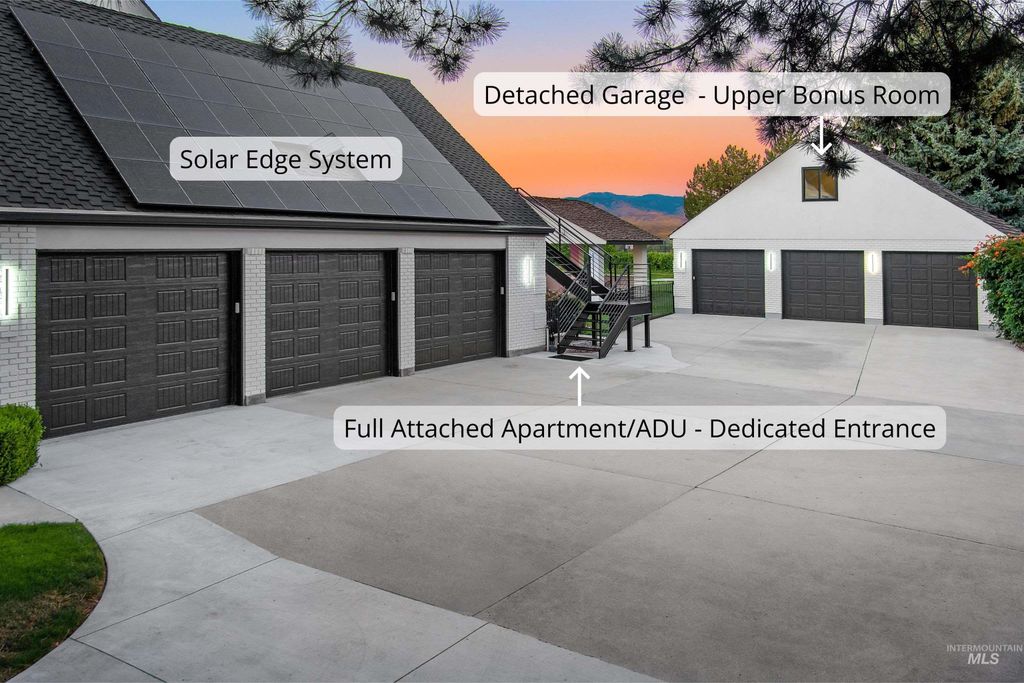 Photo of 3278 S Whitepost Way, Eagle, ID 83616 (MLS # 98977284)