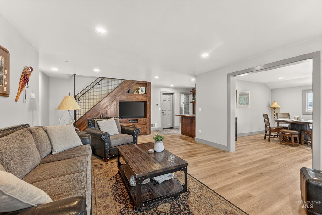 Photo of 304 Samson Ct #656 Douglas Dr, McCall, ID 83638 (MLS # 98978535)