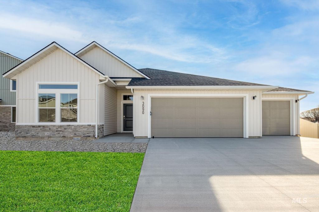 Photo of 18391 N Sweet William Ave, Nampa, ID 83687 (MLS # 98971461)