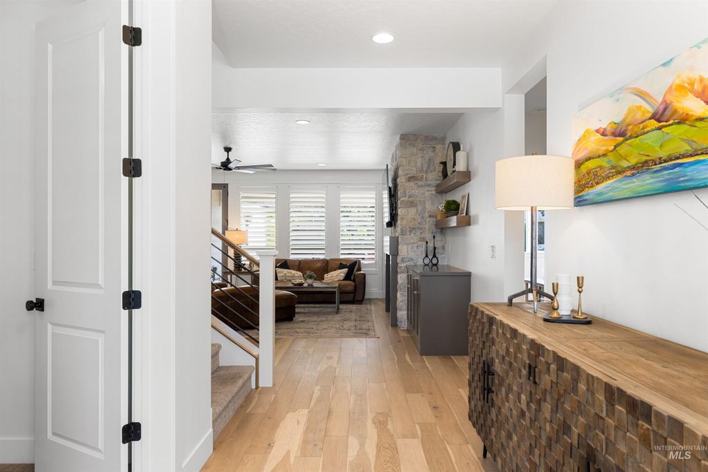 Photo of 3122 W Hidden Springs Dr, Boise, ID 83714 (MLS # 98965666)