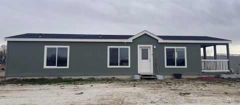 Photo of 2803 W Hwy 52, Emmett, ID 83617 (MLS # 98984012)