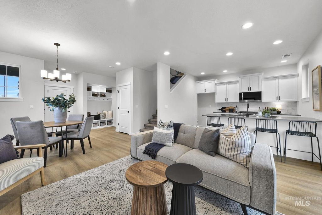 Photo of 393 N Zimmerman Way, Meridian, ID 83642 (MLS # 98977318)