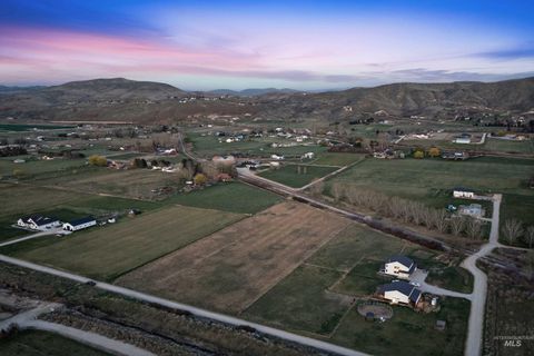 Photo of 2126 Jubilee, Emmett, ID 83617 (MLS # 98979396)