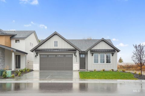 Photo of 4559 S Courvoisier Pl, Meridian, ID 83642 (MLS # 98964736)