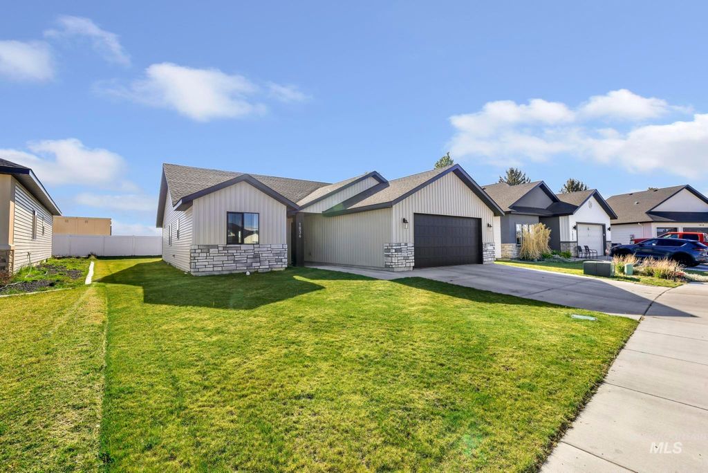 Photo of 1836 Gage Ave, Twin Falls, ID 83301 (MLS # 98984836)