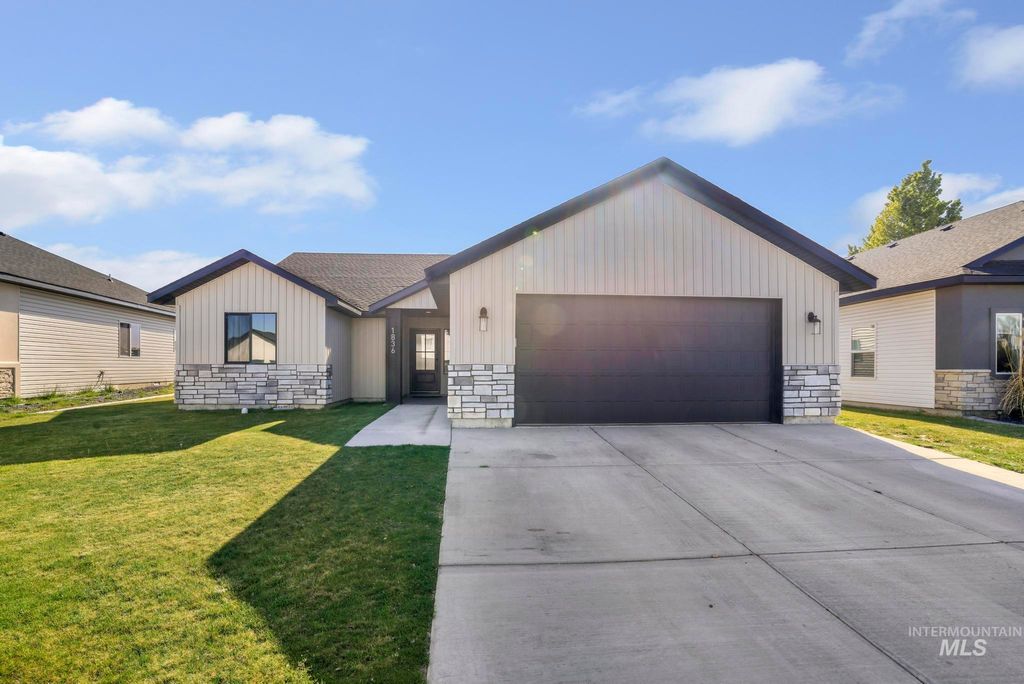 Photo of 1836 Gage Ave, Twin Falls, ID 83301 (MLS # 98984836)