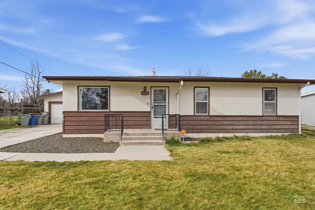 Photo of 1815 S Ash Park Ln, Boise, ID 83709 (MLS # 98975150)