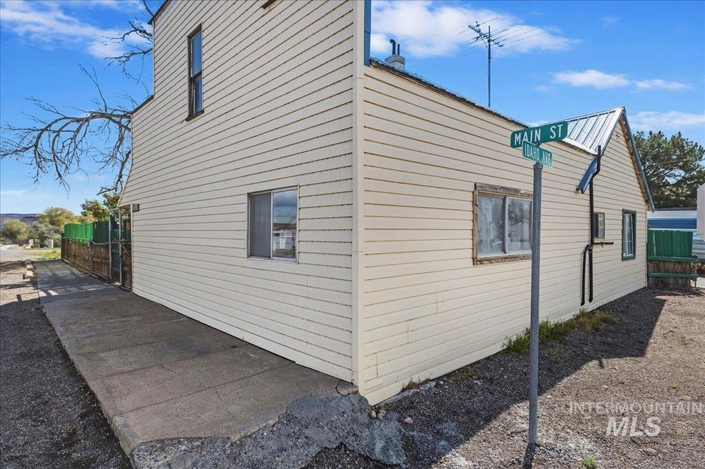 Photo of 255 Main St, Grand View, ID 83624 (MLS # 98982667)
