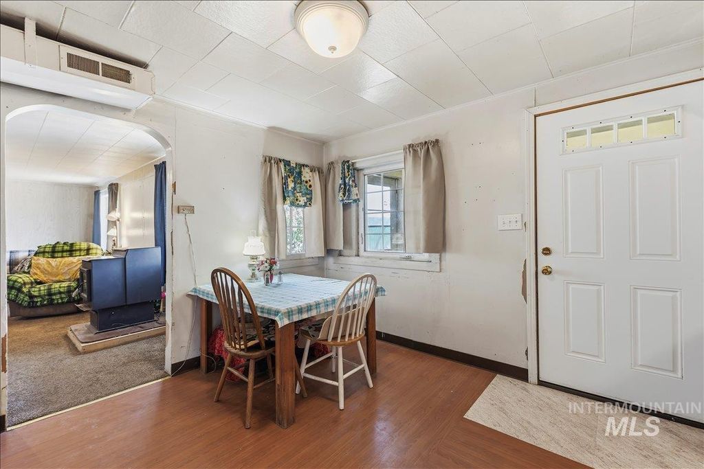 Photo of 255 Main St, Grand View, ID 83624 (MLS # 98982667)