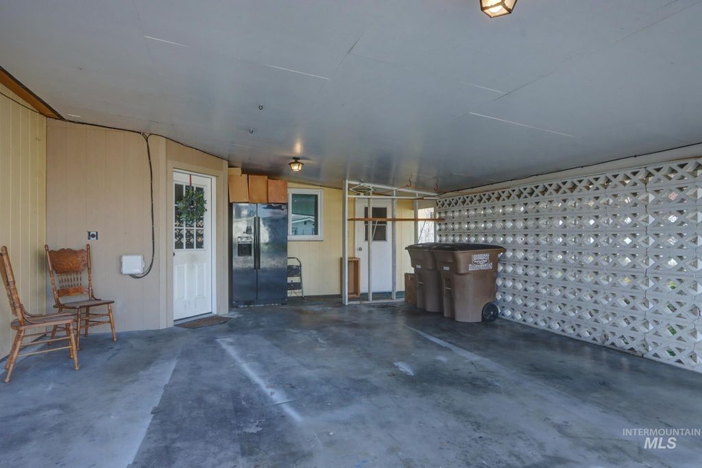 Photo of 809 Terry Dr, Emmett, ID 83617 (MLS # 98968280)