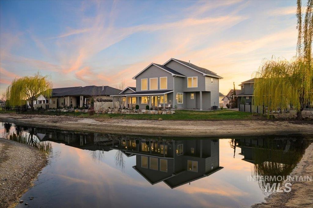 Photo of 1170 N Championship Pl, Eagle, ID 83616 (MLS # 98979730)