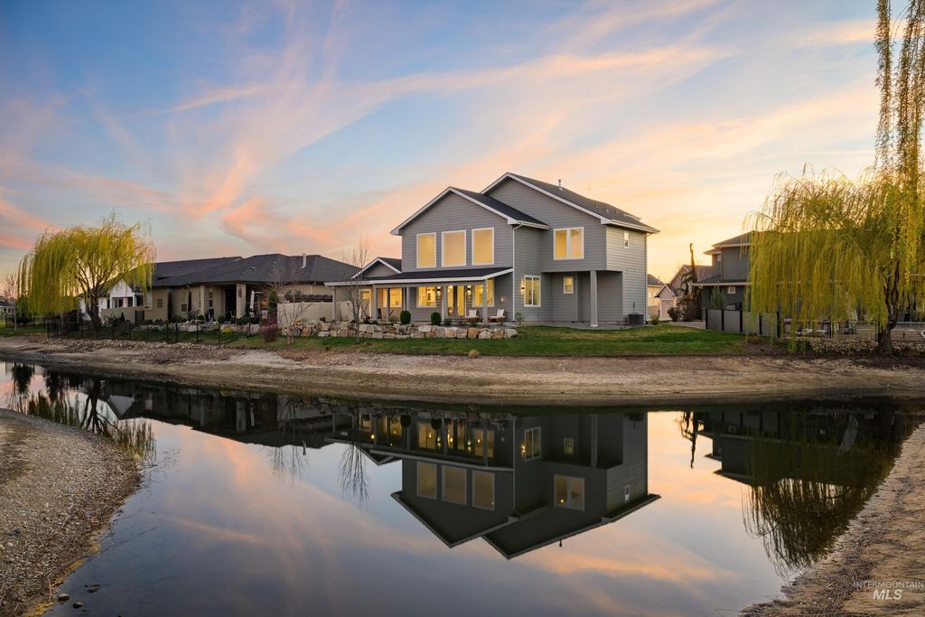 Photo of 1170 N Champions Pl, Eagle, ID 83616 (MLS # 98979730)