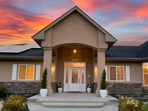 Photo of 5231 N Morninggale Way, Boise, ID 83713 (MLS # 98980122)
