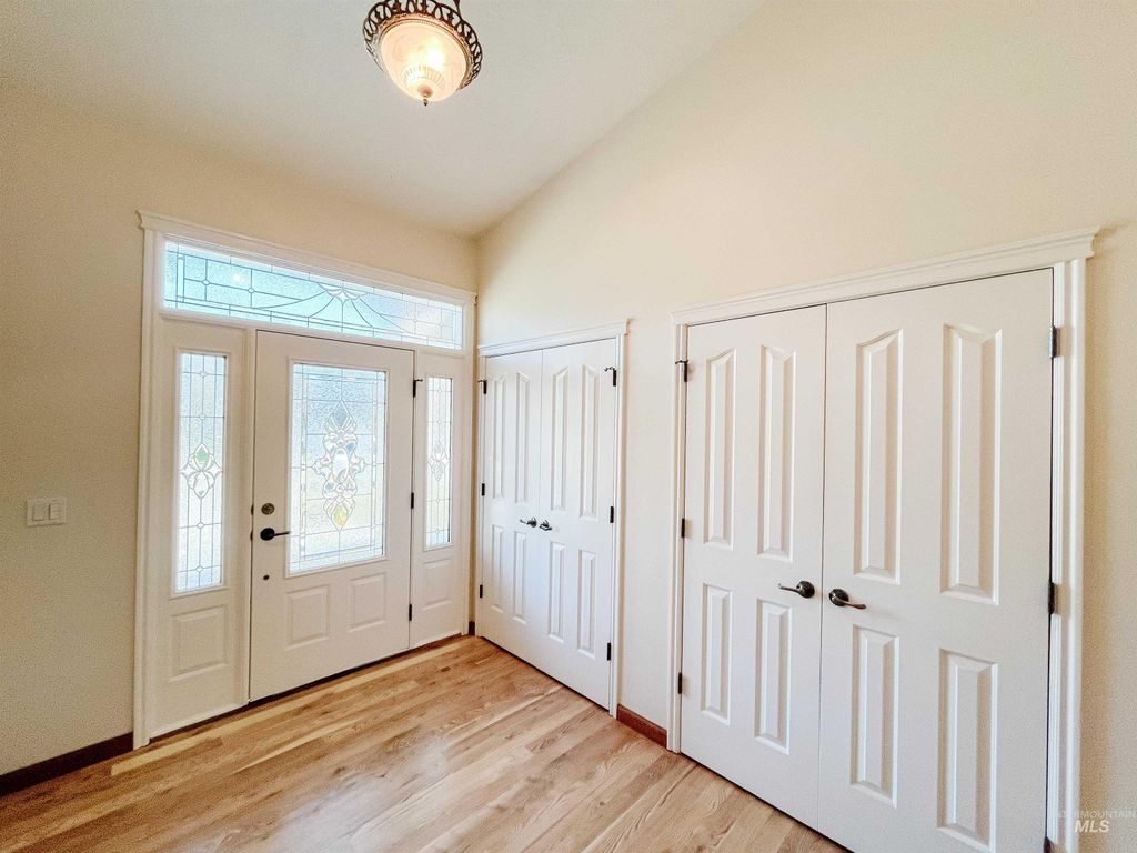 Photo of 5231 N Morninggale Way, Boise, ID 83713 (MLS # 98980122)