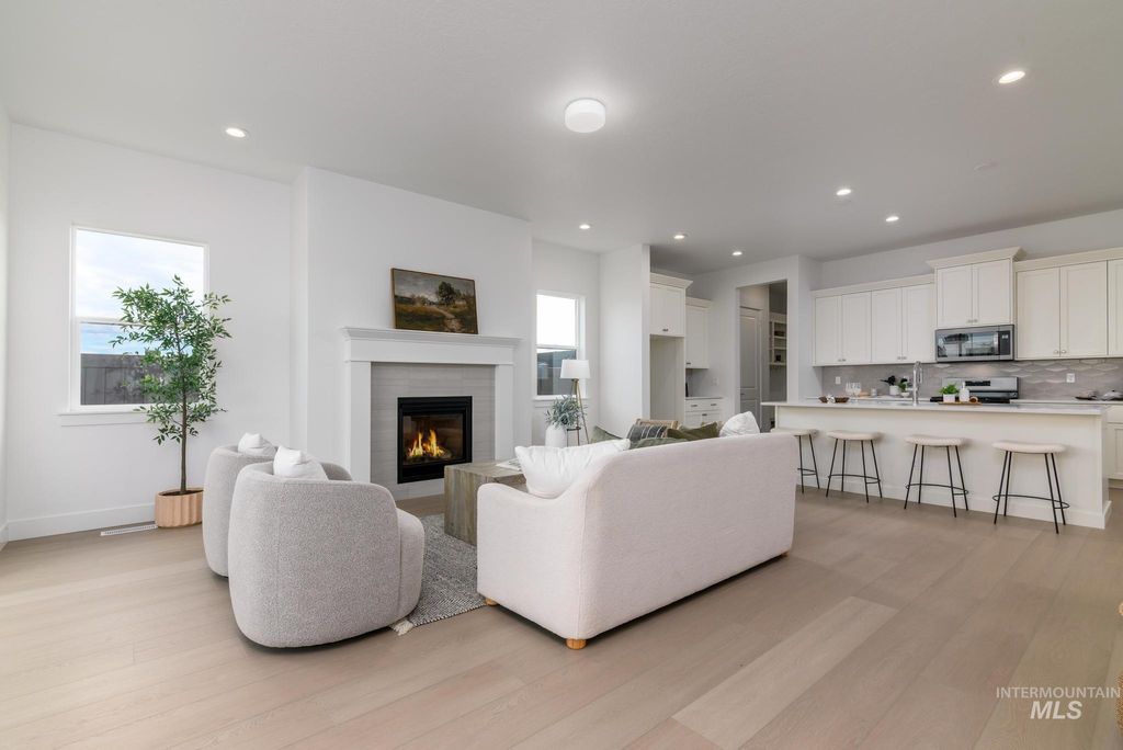 Photo of 8555 W Fanning St, Star, ID 83669 (MLS # 98971879)