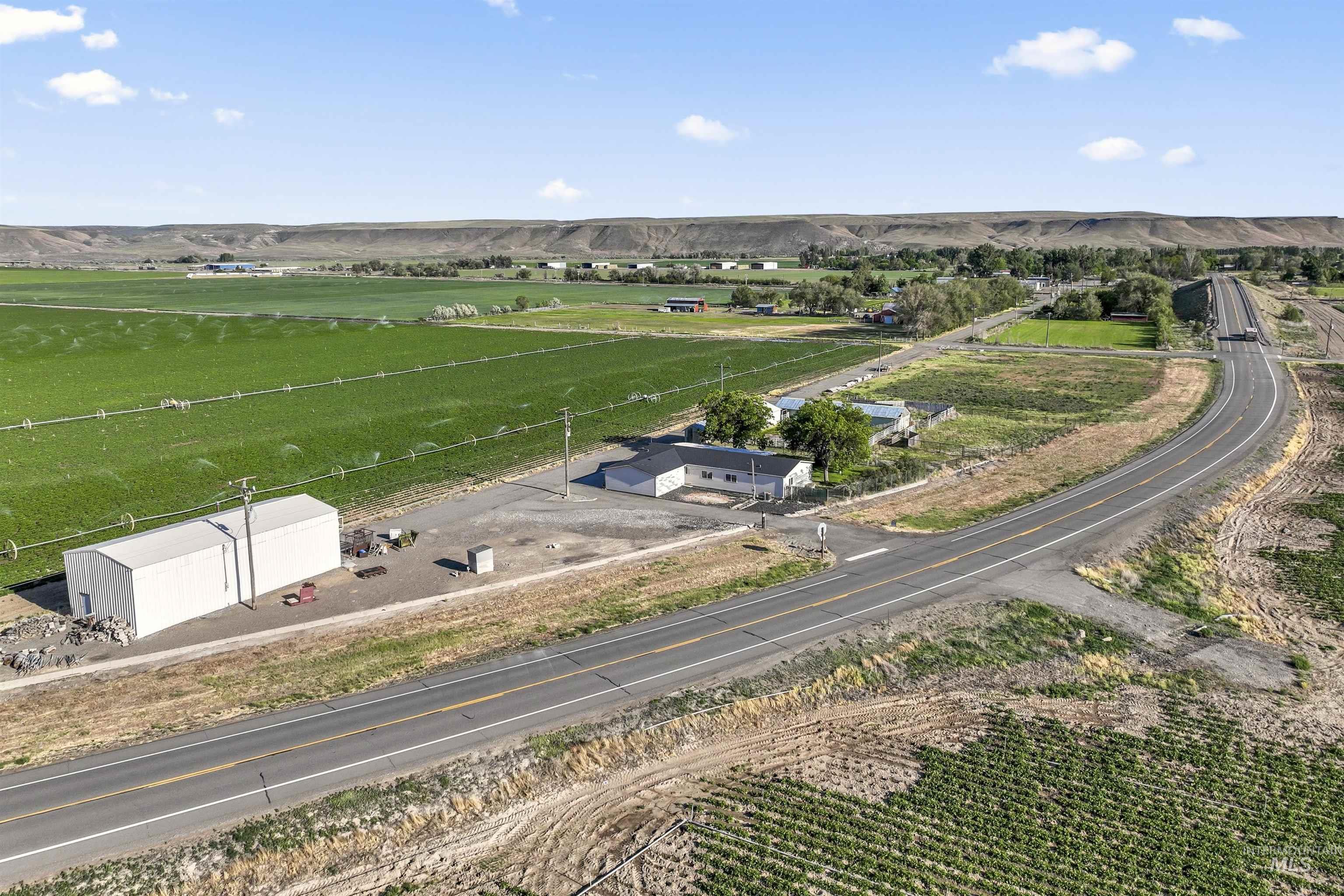 146 N Hammett Hill Rd