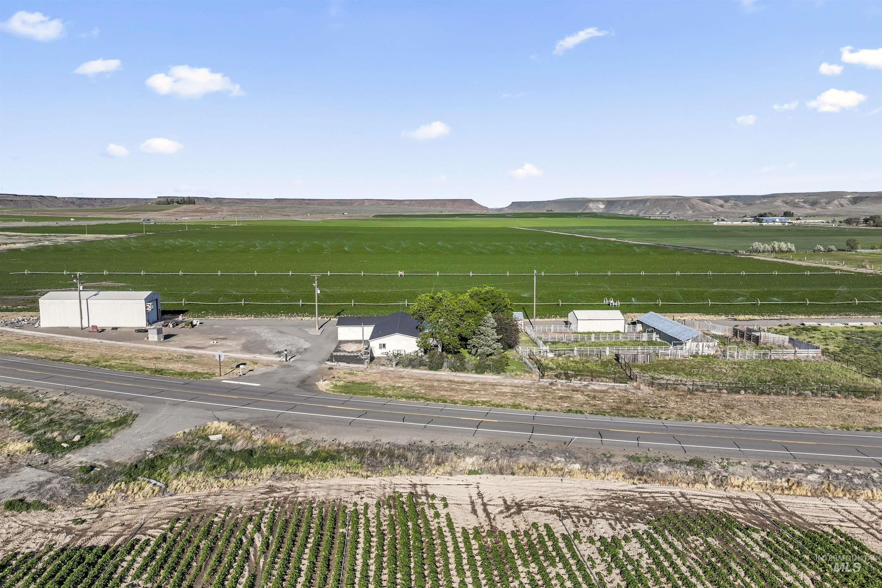 146 N Hammett Hill Rd