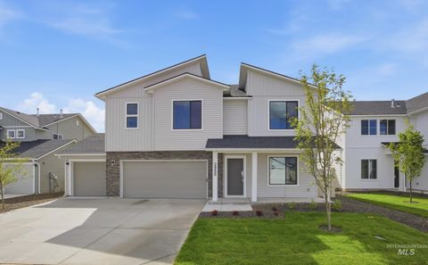 Photo of 2990 S Maple Ranch Way, Nampa, ID 83686 (MLS # 98985551)