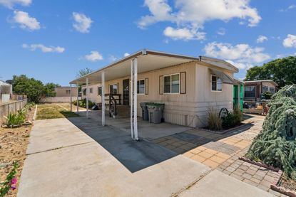 10617 W Java Dr – Investment Home