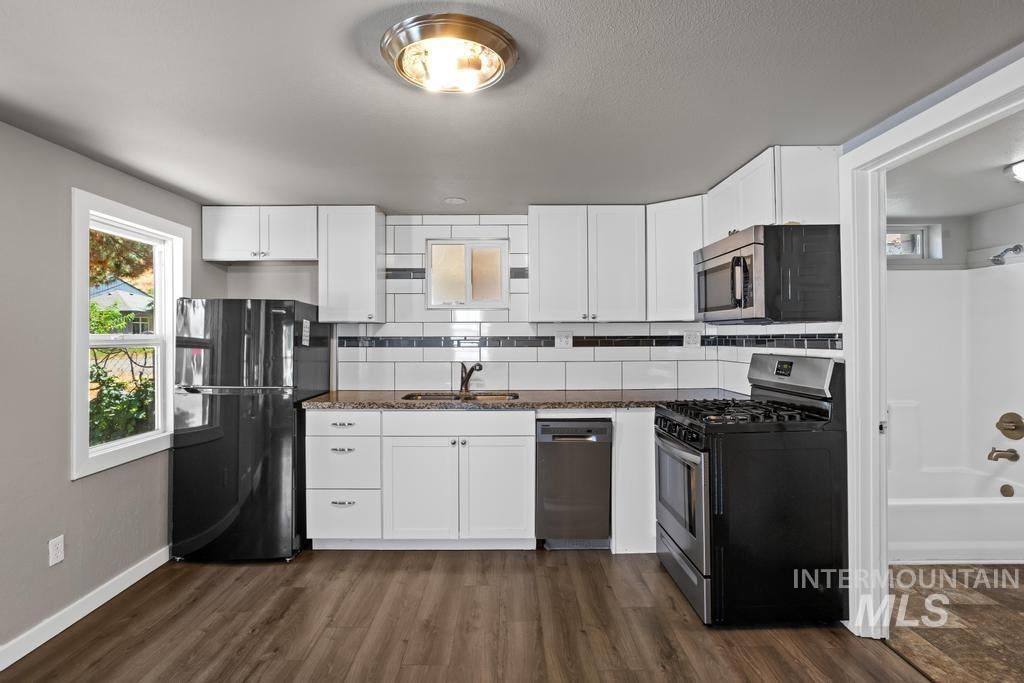 Photo of 206 W 35th Street, Garden City, ID 83714 (MLS # 98996135)