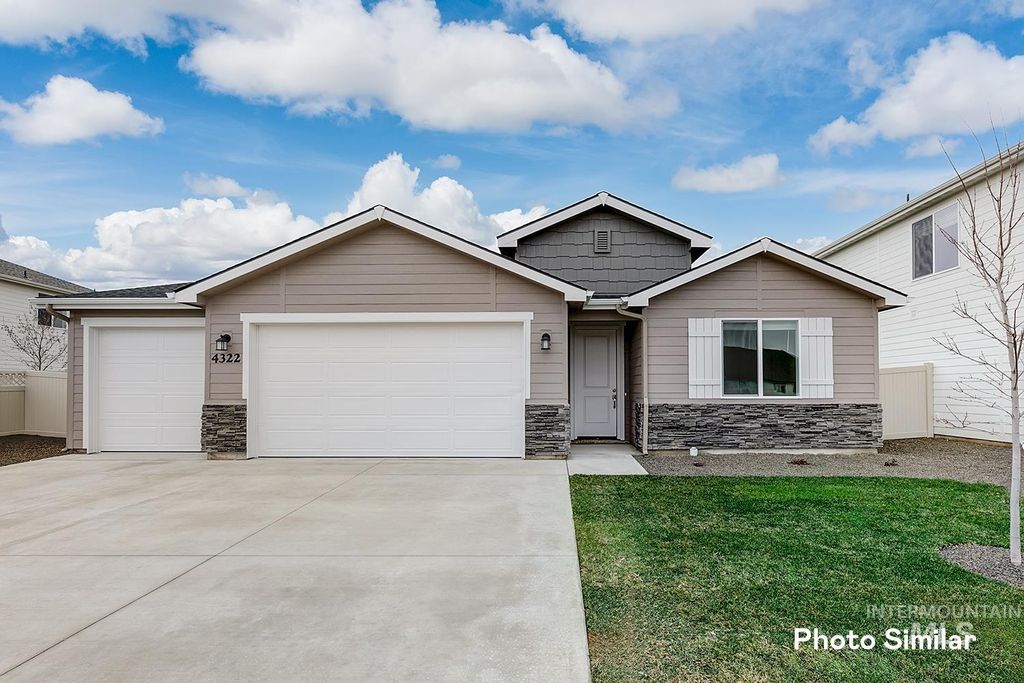 Photo of 4512 Portofino Way, Caldwell, ID 83607 (MLS # 98983448)