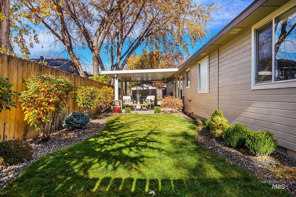 Photo of 5305 N Pierce Park, Boise, ID 83714 (MLS # 98968929)