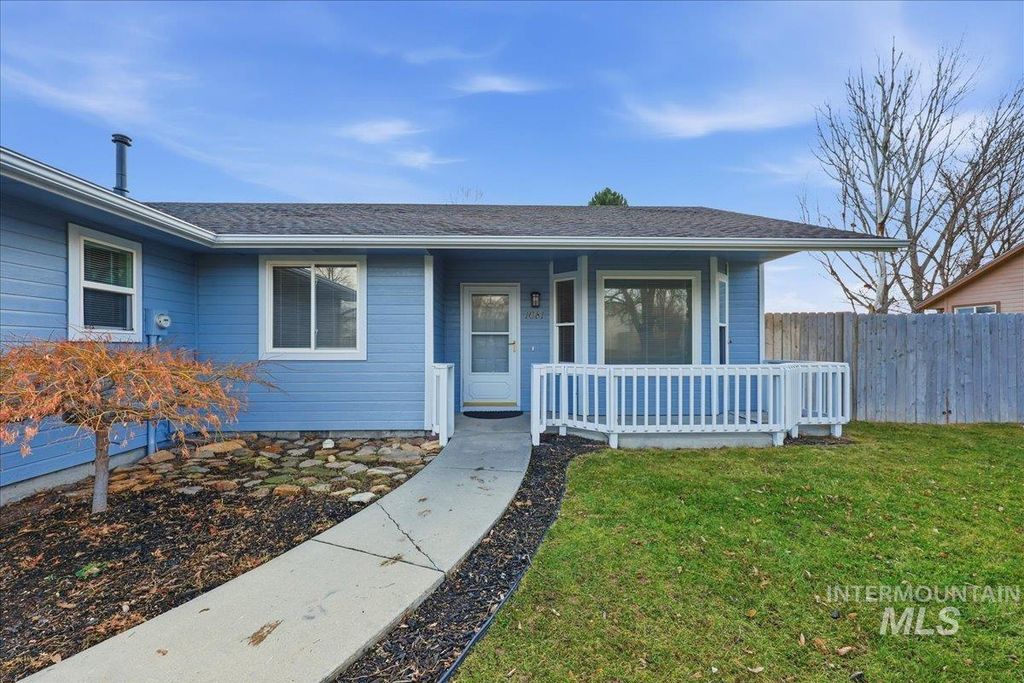 Photo of 1681 W 4th St, Kuna, ID 83634 (MLS # 98972024)