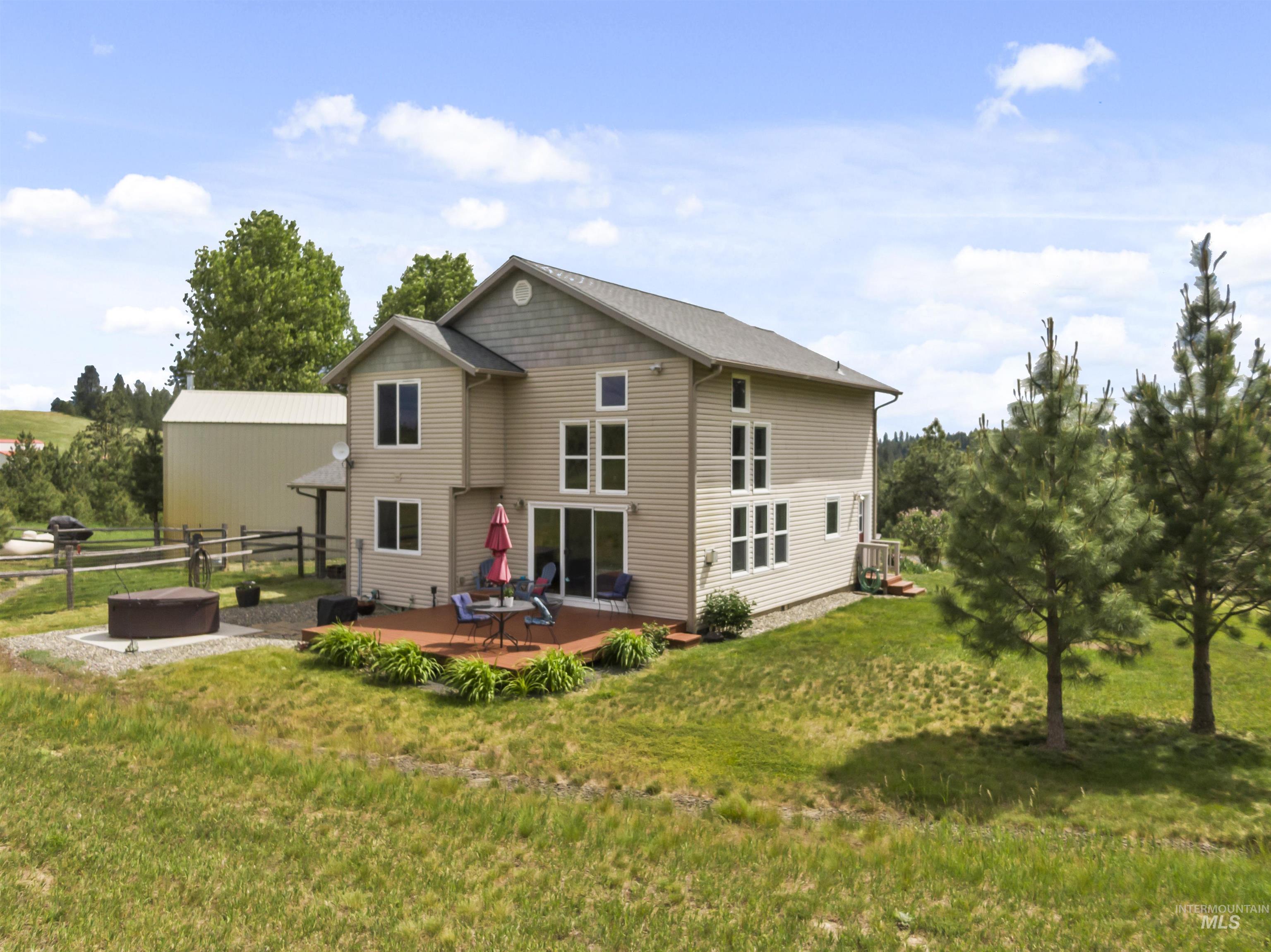 1692 East Road