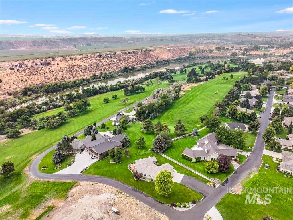 Photo of 301 Clear Lake Ln, Buhl, ID 83316 (MLS # 98997451)