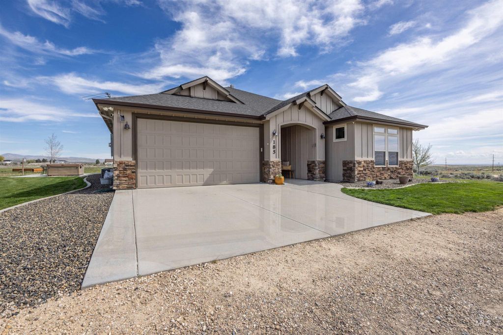 Photo of 185 S Prong Horn, Boise, ID 83716 (MLS # 98981517)