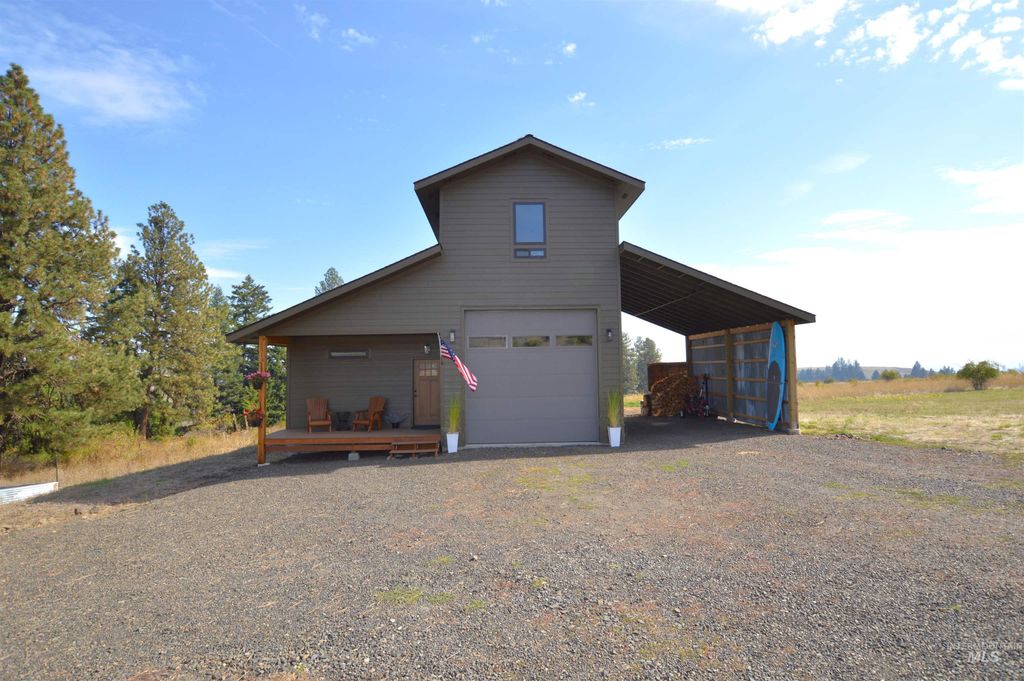 Photo of 271 Mule Deer, Kamiah, ID 83536 (MLS # 98964229)