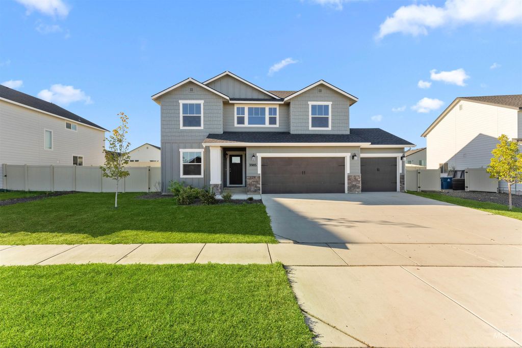 Photo of 3985 E Jamestown Dr, Nampa, ID 83686 (MLS # 98971875)