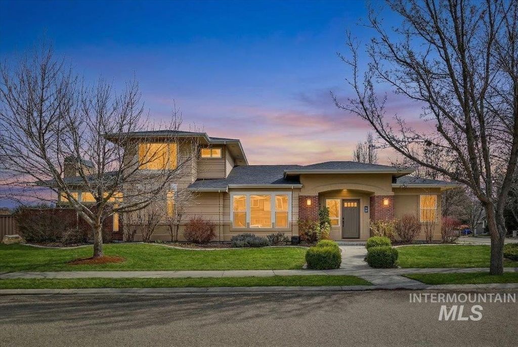 Photo of 4738 S Longmoor Ave, Boise, ID 83709 (MLS # 98978108)