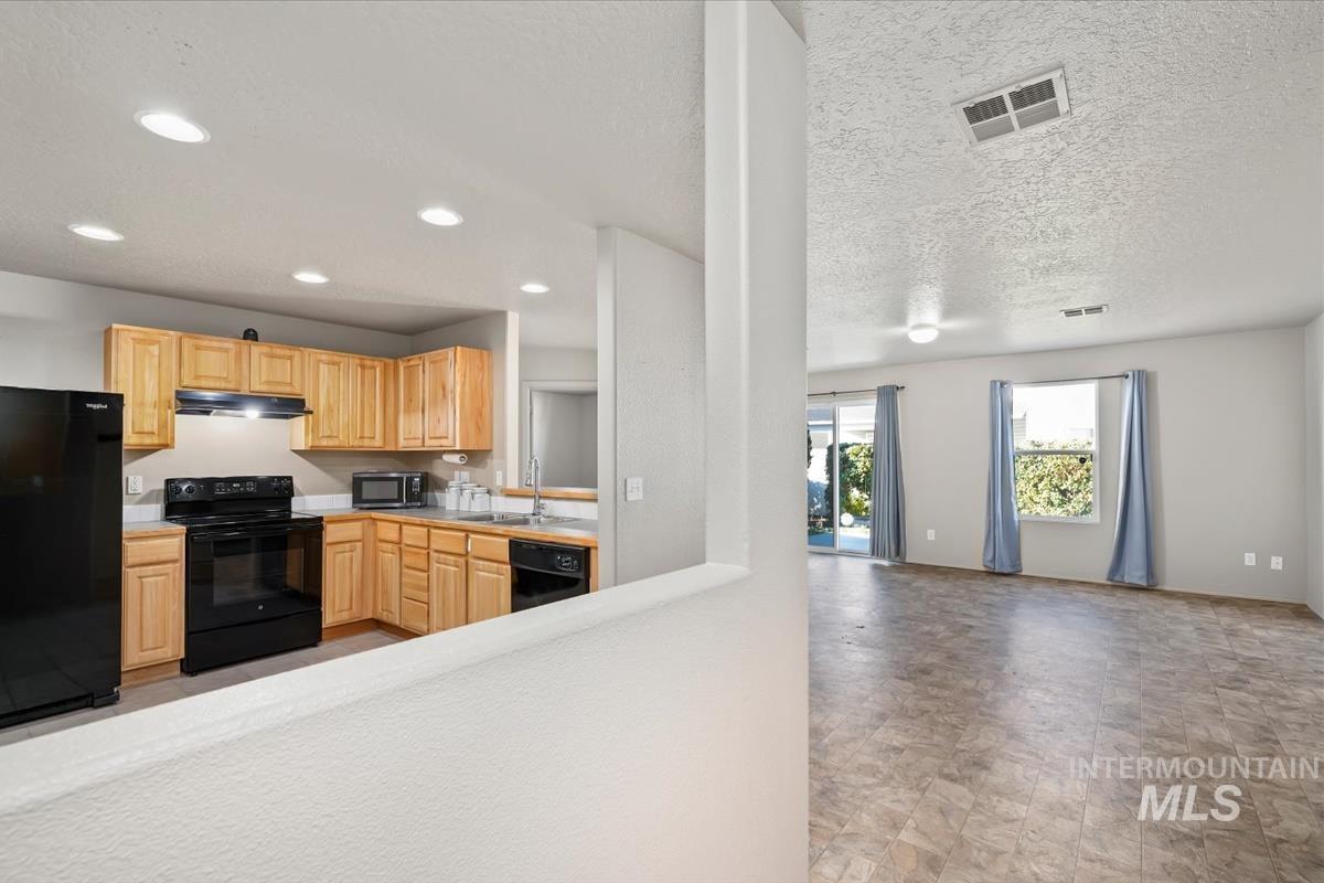3005 Stone Creek St.