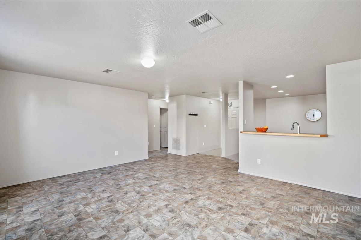 3005 Stone Creek St.